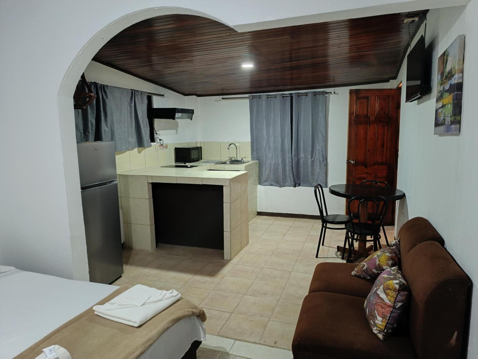 Aparthotel Villa Pacande & Rooms Pilas Room photo