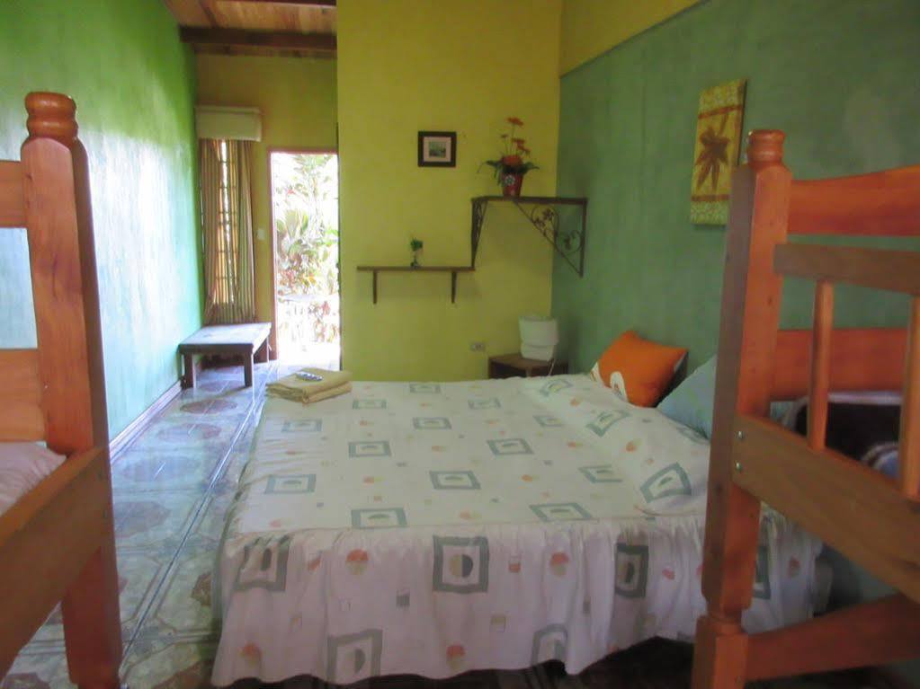 Aparthotel Villa Pacande & Rooms Pilas Exterior photo